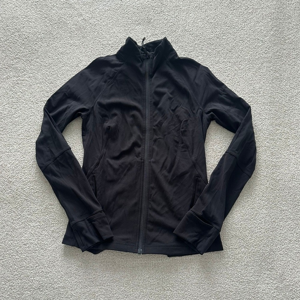lululemon Nulu Fold Zip Jacket size 8 in Black